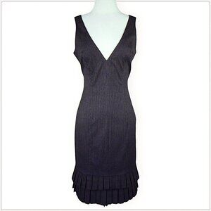 Bebe Charcoal Gray Pinstripe Fitted Stretch Sheath Dress Bodycon Pleated Hem 6